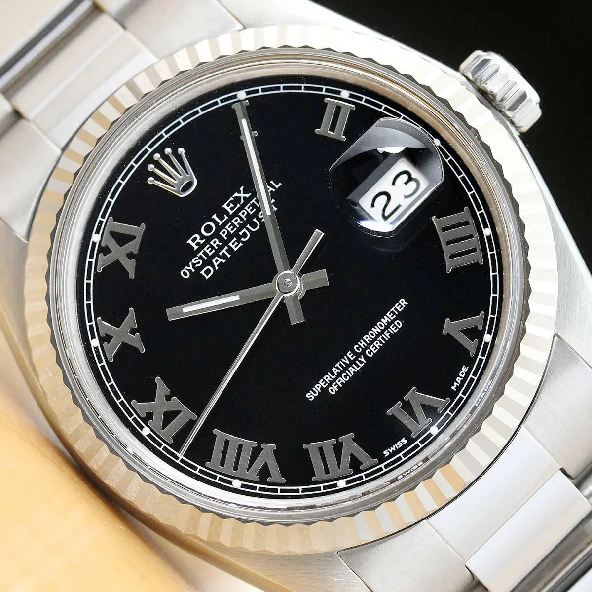 41mm Stainless Steel Three-Link Bracelet Black Dial Roman Numeral- Luxury Watch