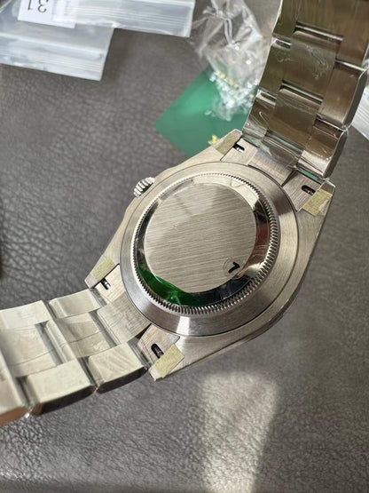 41mm Stainless Steel Three-Link Bracelet black Green Dial- Luxury Watch