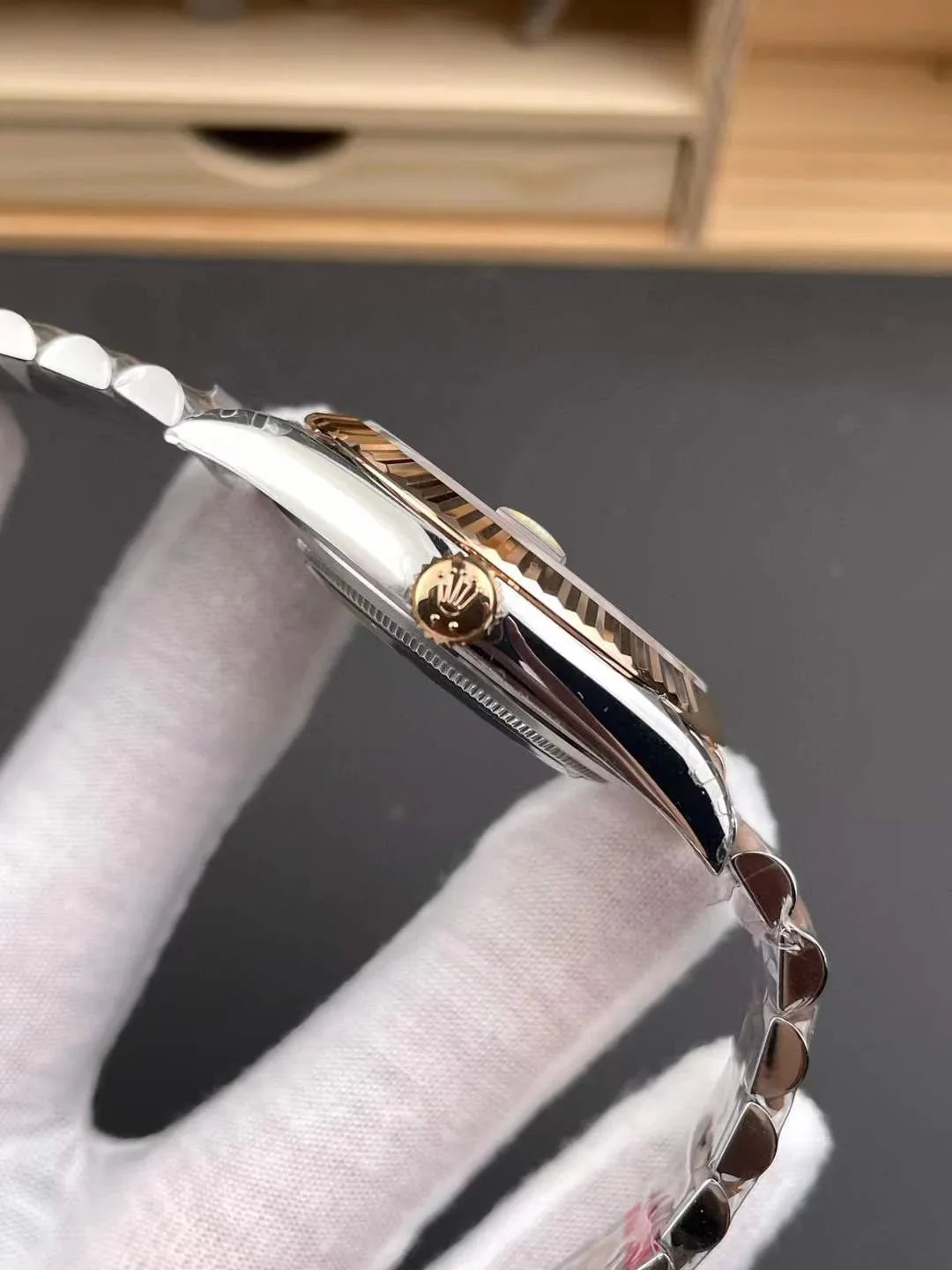 41mm Everose Gold and Steel (Roman Numeral Dial) - Luxury Watch