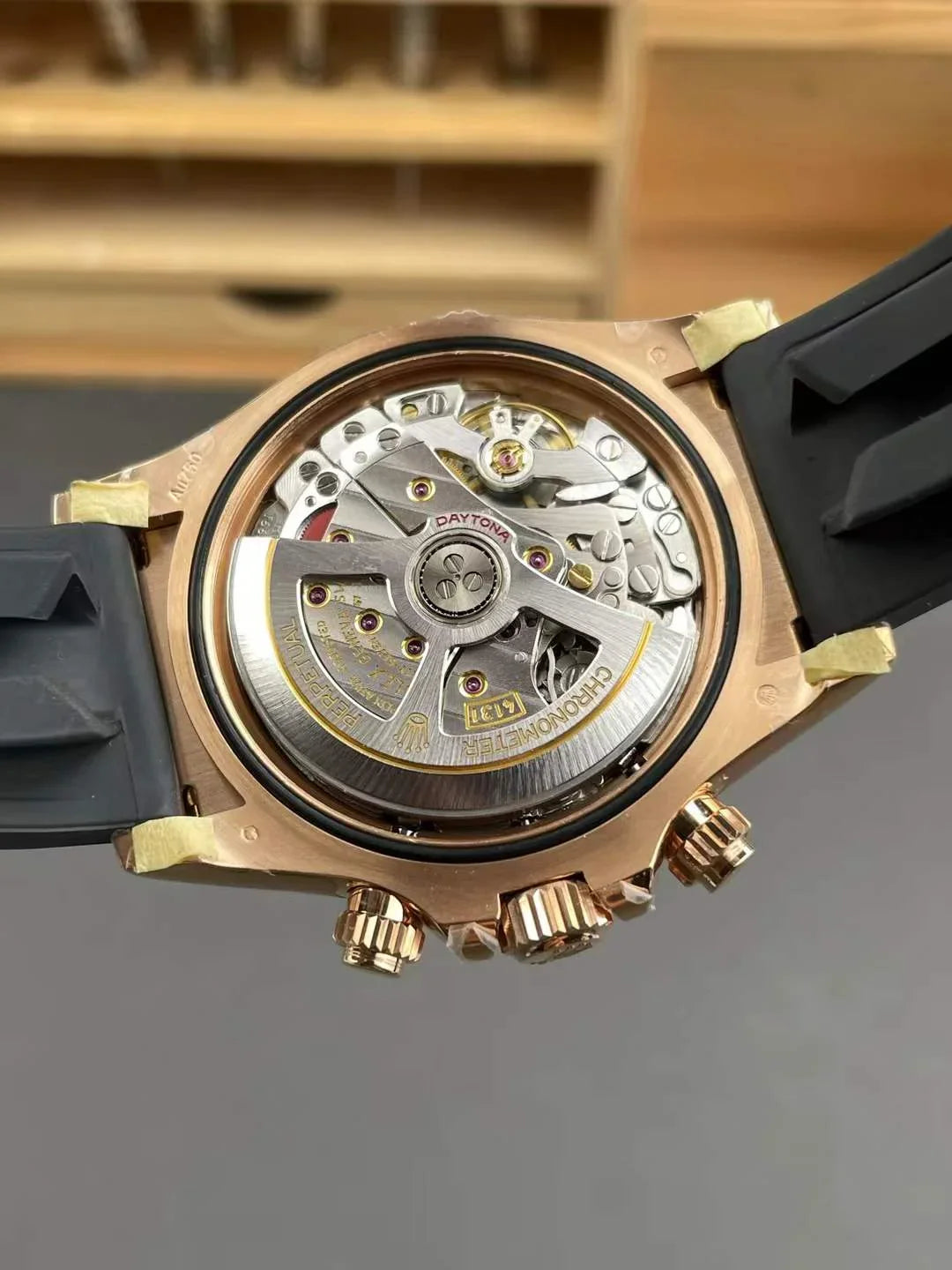 Rose Gold Rubber (Rose Dial) - Luxury Watch