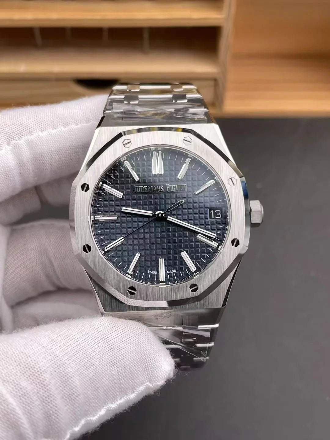 Stainless Steel Blue Dial 41mm - Luxury Watch