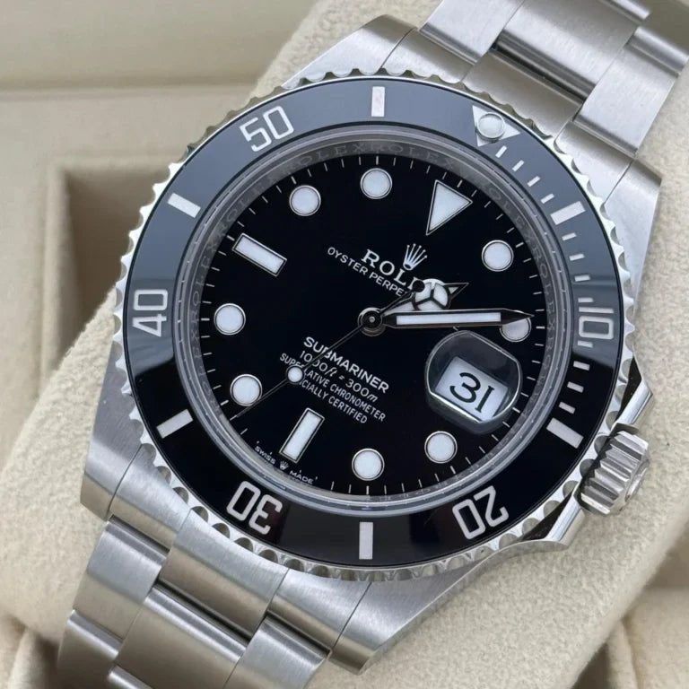 Sports watch Stainless Steel 41mm Date (Black Dial) - Luxury Watch