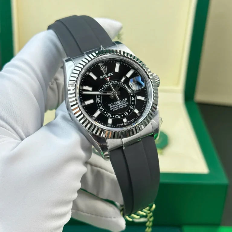 Stainless Steel Rubber (Black Dial) - Luxury Watch