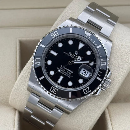 Sports watch Stainless Steel 41mm Date (Black Dial) - Luxury Watch