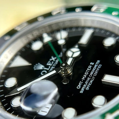 Pilot Watch II black Dial Three-Link Bracelet (Green and black) - Luxury Watch