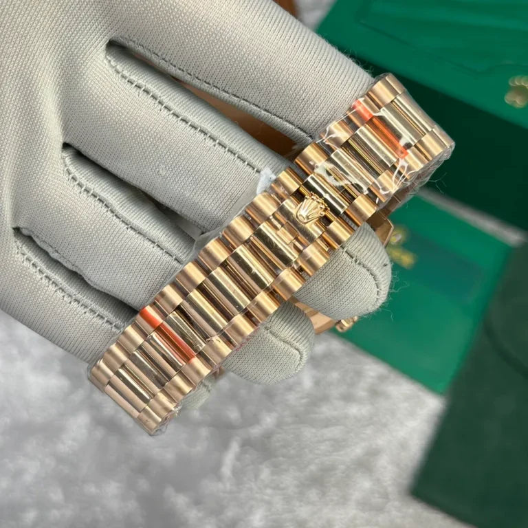 Everose Gold Day Week Chocolate Roman Numerals Dial - Luxury Watch