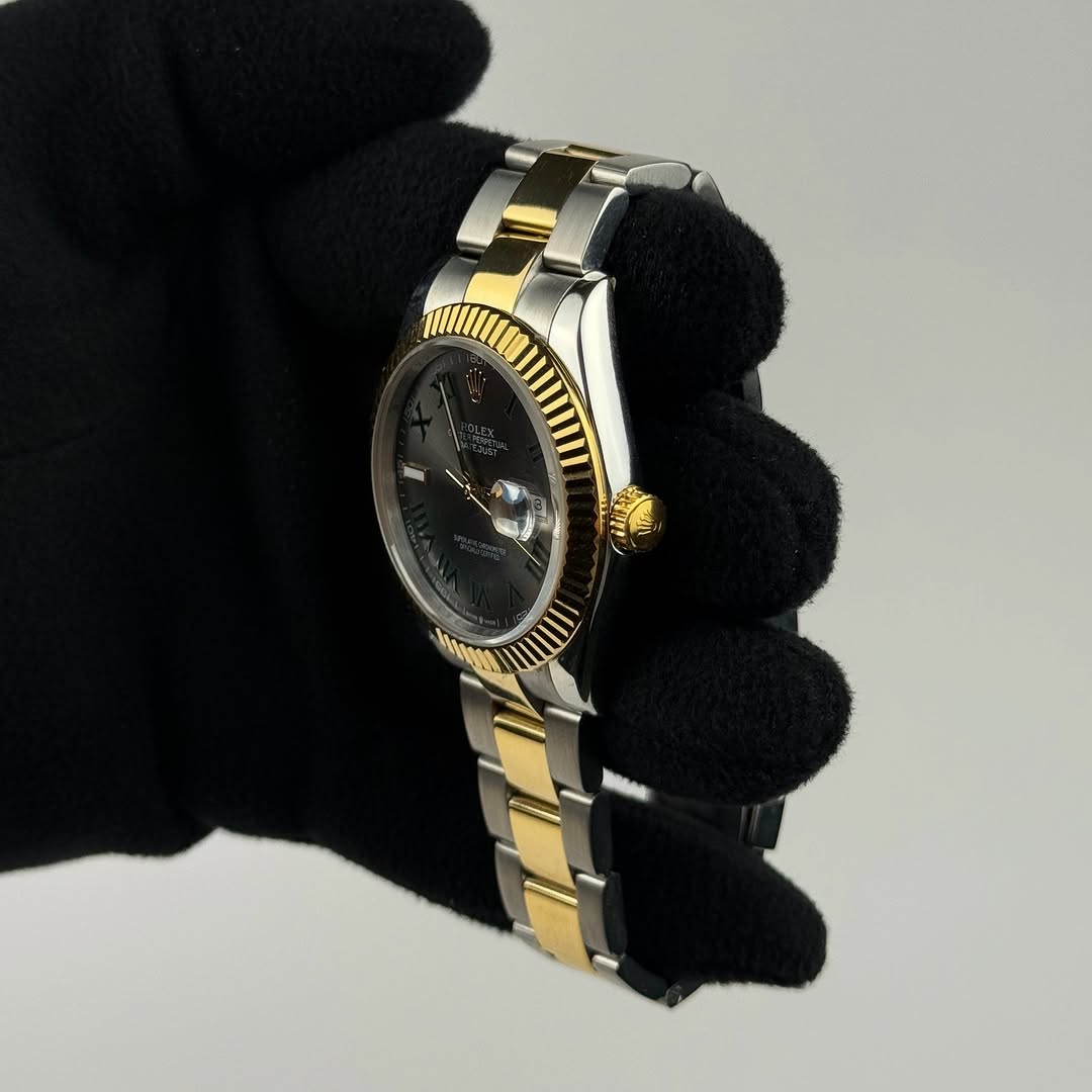 Stainless Steel Two Tone Three-Link Bracelet (Roman Numeral Dial) - Luxury Watch