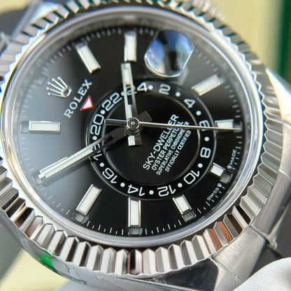 Stainless Steel Rubber (Black Dial) - Luxury Watch