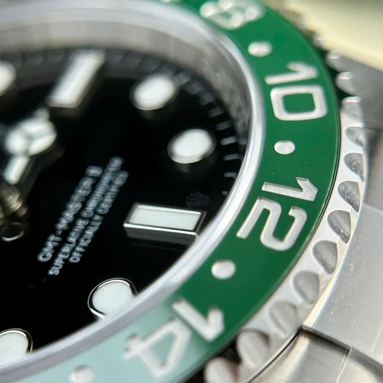 Pilot Watch II black Dial Three-Link Bracelet (Green and black) - Luxury Watch