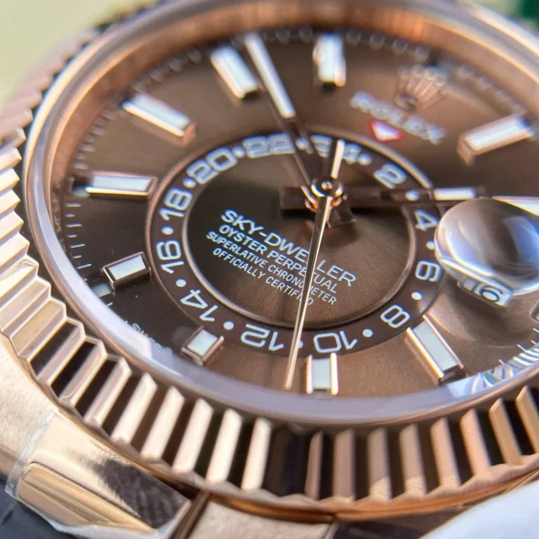 Rose Gold Rubber (Chocolate Dial) - Luxury Watch