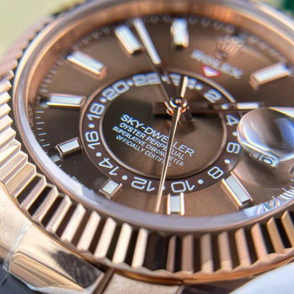 Rose Gold Rubber (Chocolate Dial) - Luxury Watch