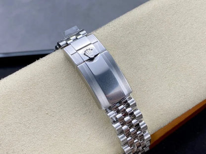 Pilot Watch II Multi-Link (Gray and Black) - Luxury Watch
