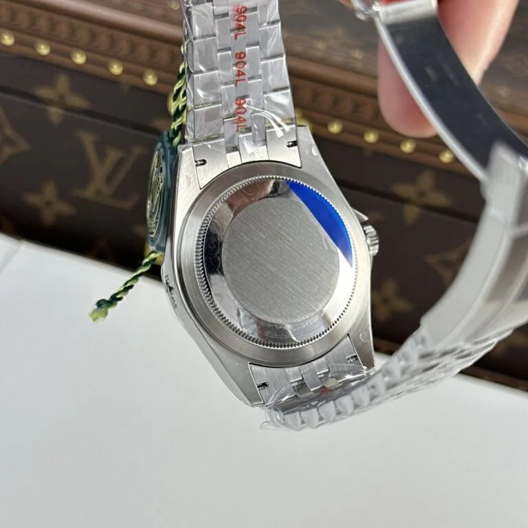 Stainless Steel Multi-Link (Green Dial) - Luxury Watch