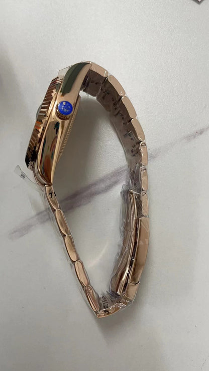 Rose Gold Three-Link Bracelet (Chocolate Dial) - Luxury Watch