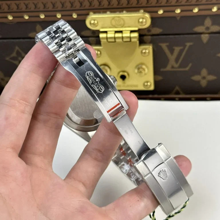 Stainless Steel Multi-Link (Blue Dial) - Luxury Watch