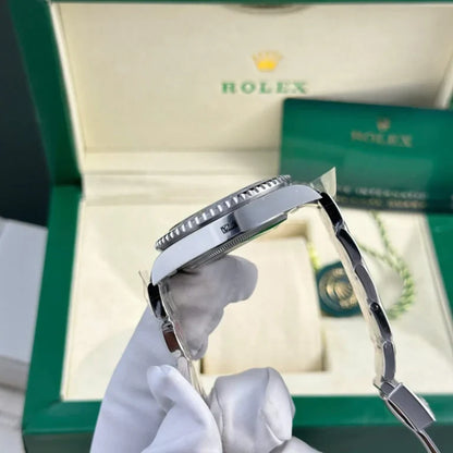 Pilot Watch II black Dial Three-Link Bracelet (Green and black) - Luxury Watch