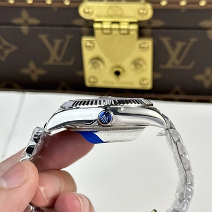 Stainless Steel Multi-Link (Green Dial) - Luxury Watch