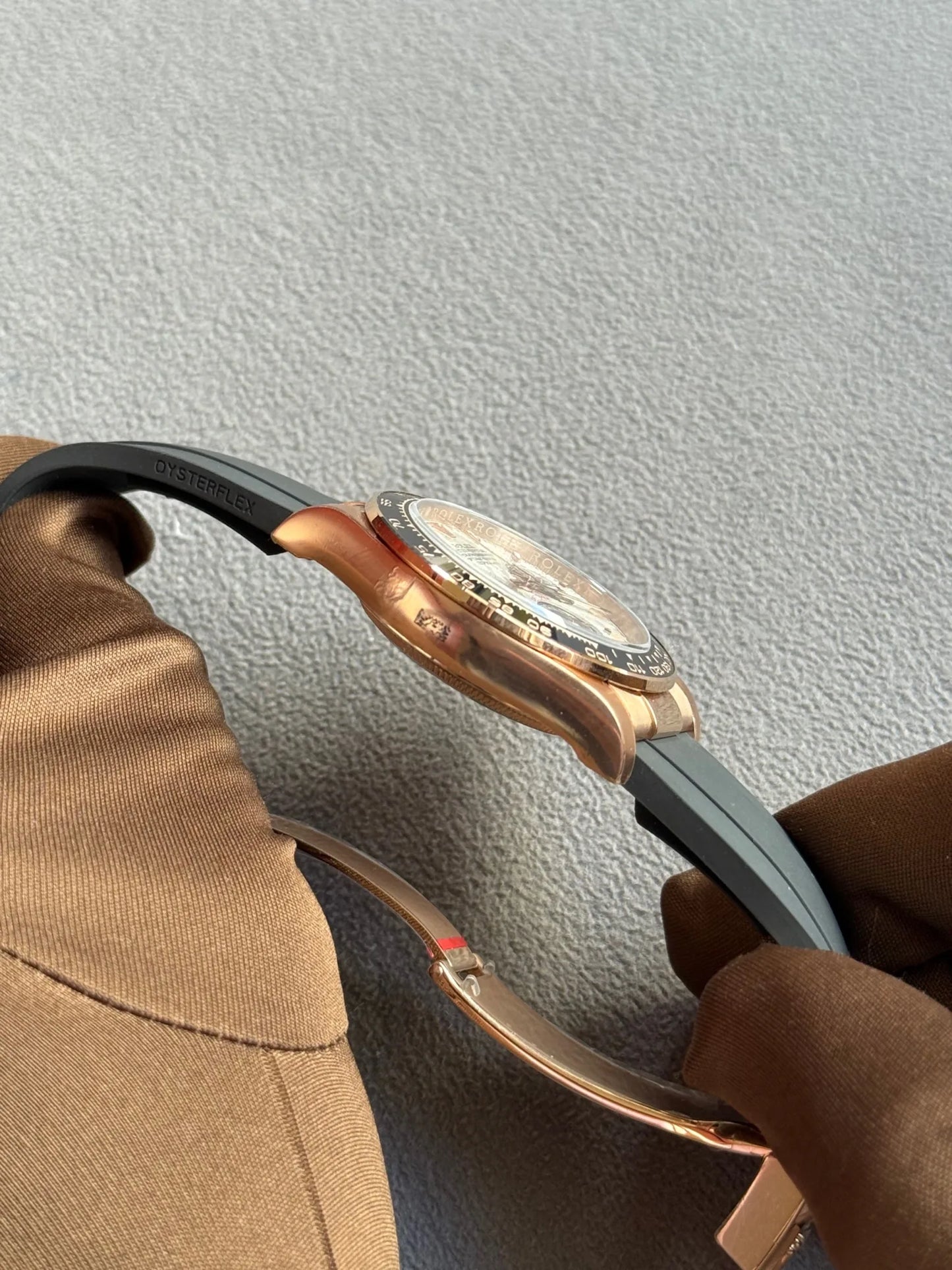 Rosegold rubber (White Moon Dial) - Luxury Watch