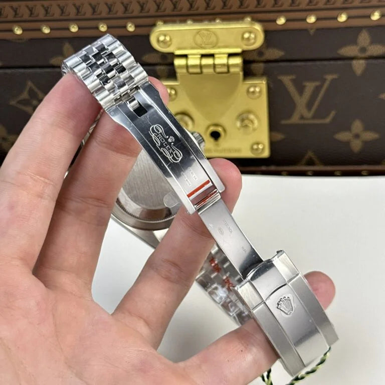 Stainless Steel Multi-Link (Green Dial) - Luxury Watch