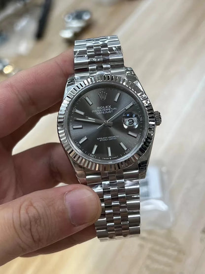 41mm Stainless Steel Three-Link Bracelet black Gray Dial- Luxury Watch