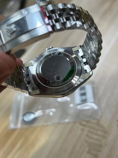 41mm Stainless Steel Three-Link Bracelet black Gray Dial- Luxury Watch