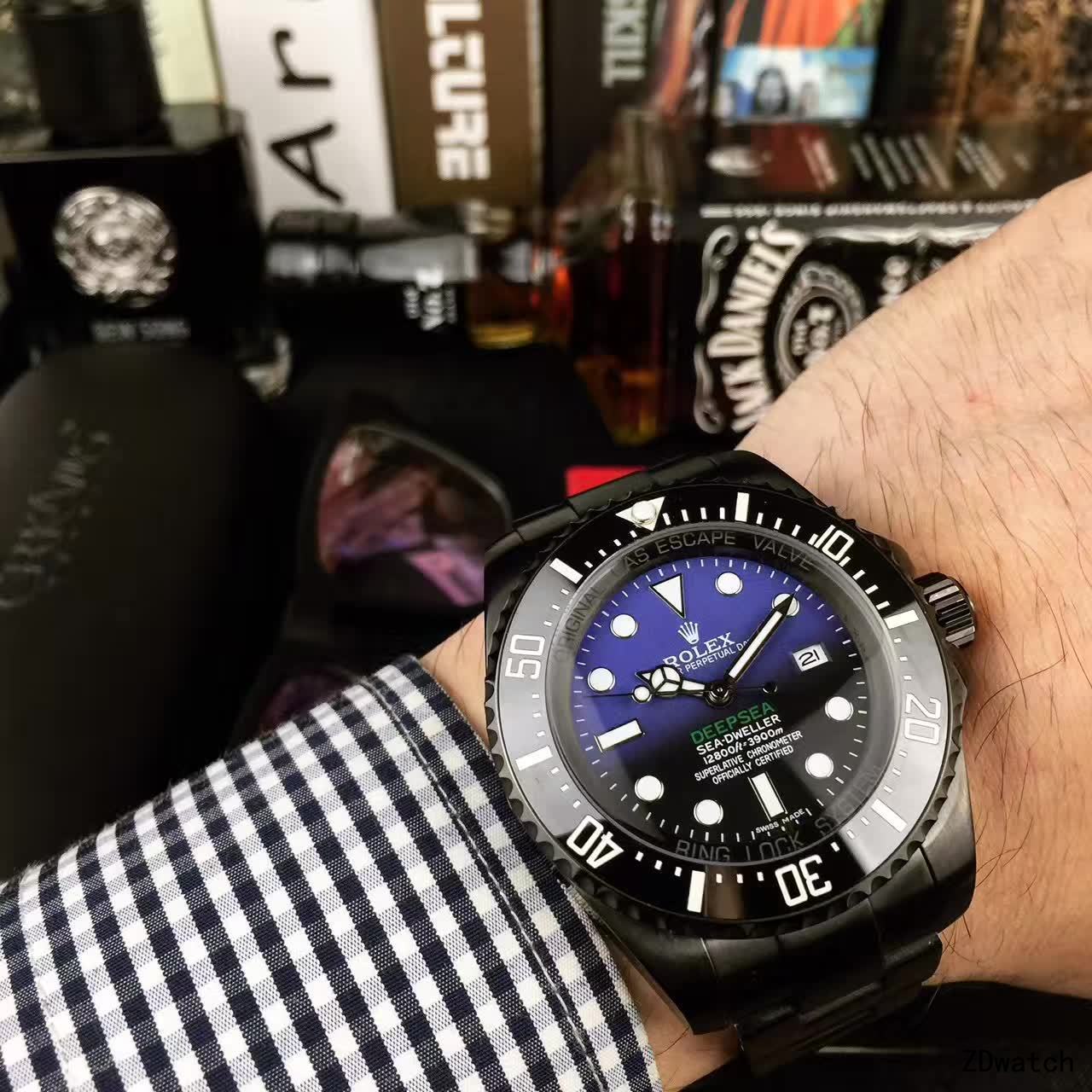 44mm Diver Black and Blue Gradient Dial- Luxury Watch