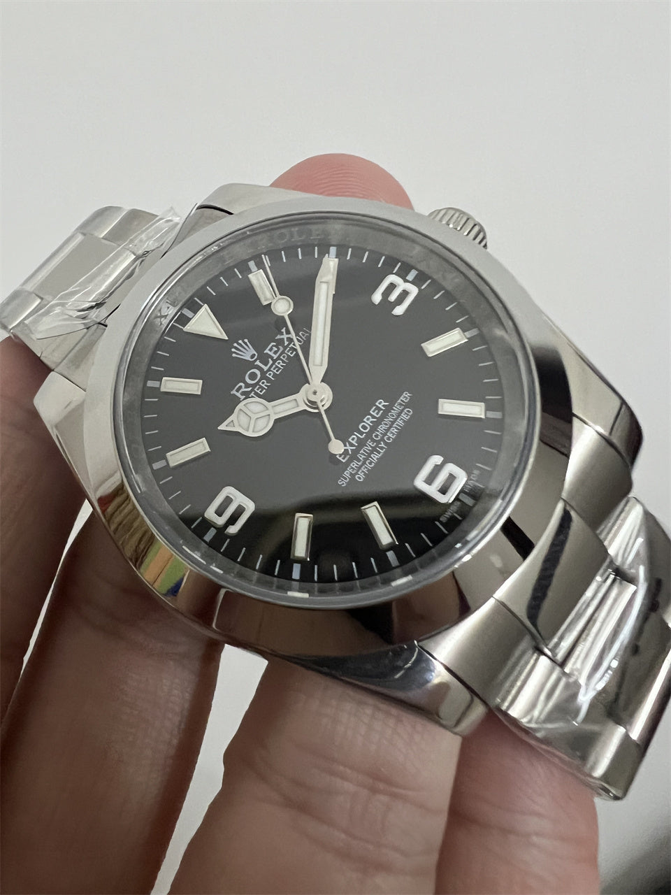 41mm Stainless Steel Three-Link Bracelet Black Dial- Luxury Watch