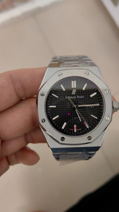 41mm Stainless Steel (Black Dial) - Luxury Watch