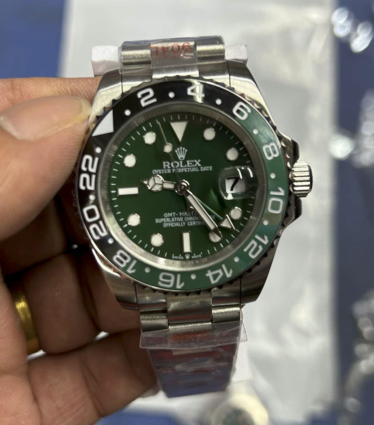 Pilot Watch II Green Dial Three-Link Bracelet (Green and Black) - Luxury Watch