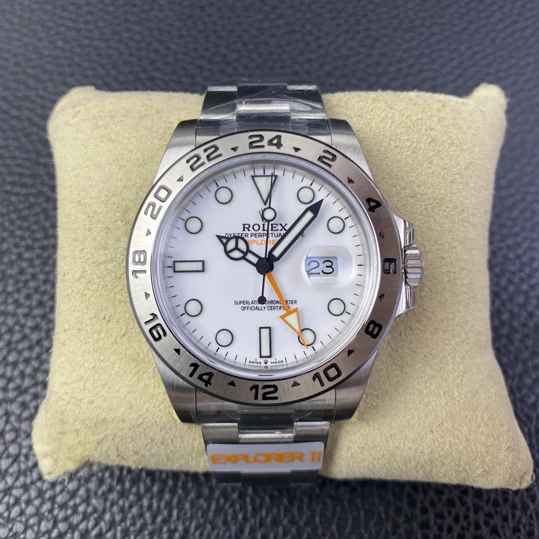 40mm Stainless Steel Three-Link Bracelet white Dial- Luxury Watch