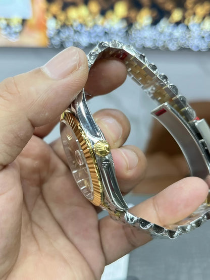 41mm Yellow Gold and Steel Multi-Link (Champagne Dial) - Luxury Watch