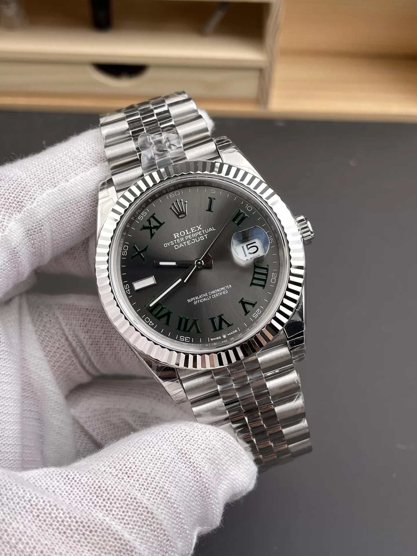 36mm Stainless Steel Multi-Link (Roman Numeral) - Luxury Watch