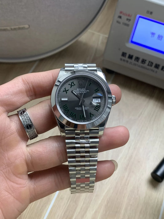 41mm Stainless Steel Three- linked Bracelet (Roman Numeral Dial) - Luxury Watch