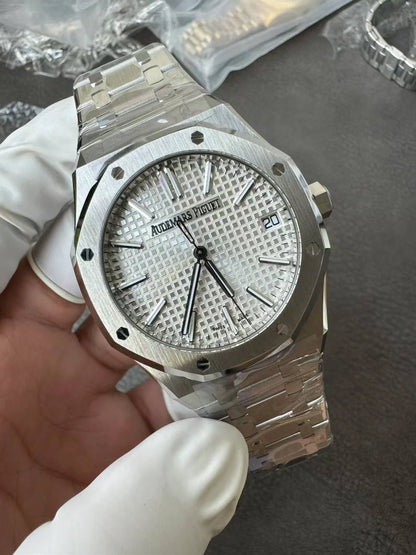41mm Stainless Steel (White Dial) - Luxury Watch