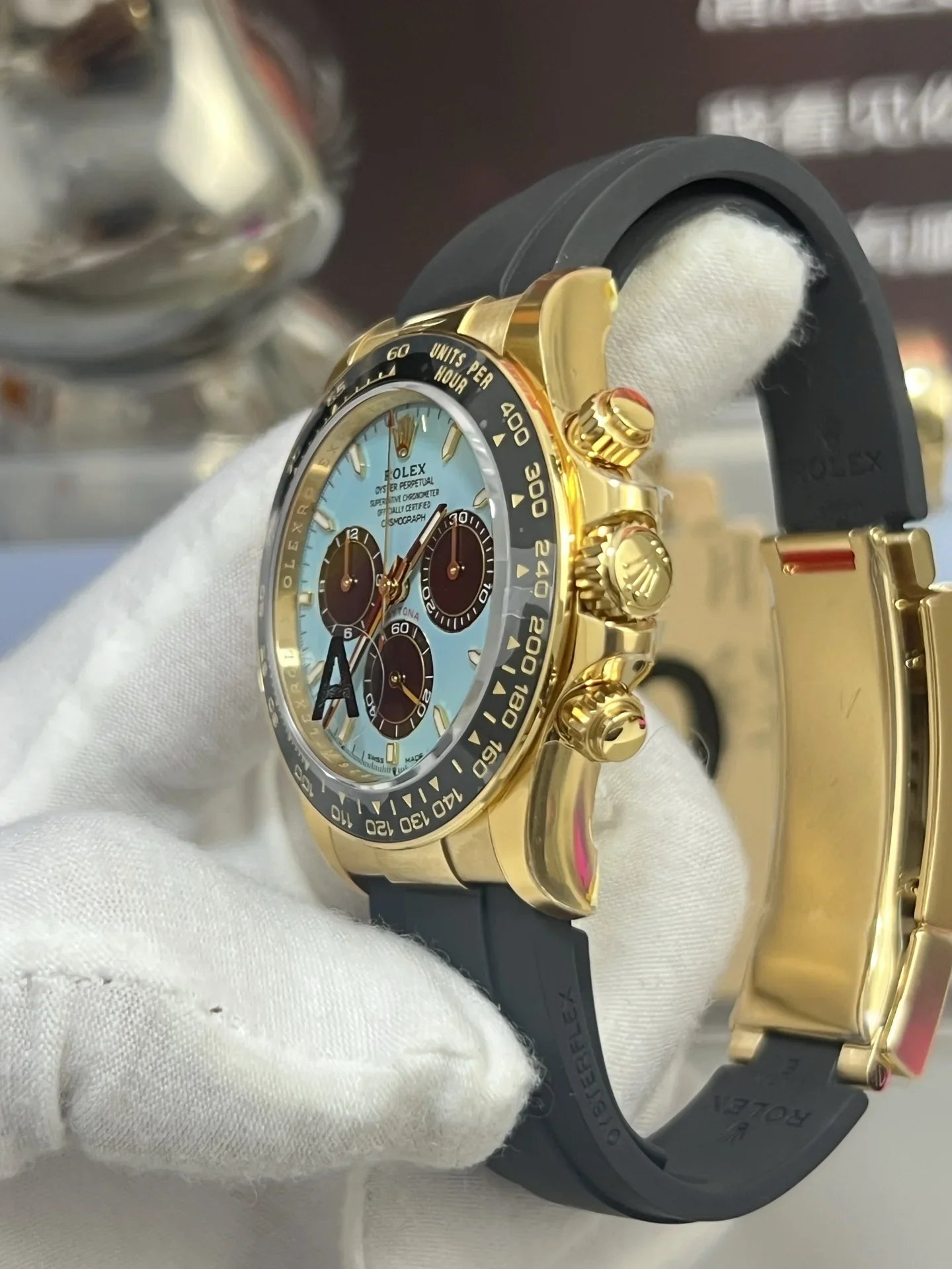 Yellow Gold Rubber (Tiffany Blue Dial) - Luxury Watch